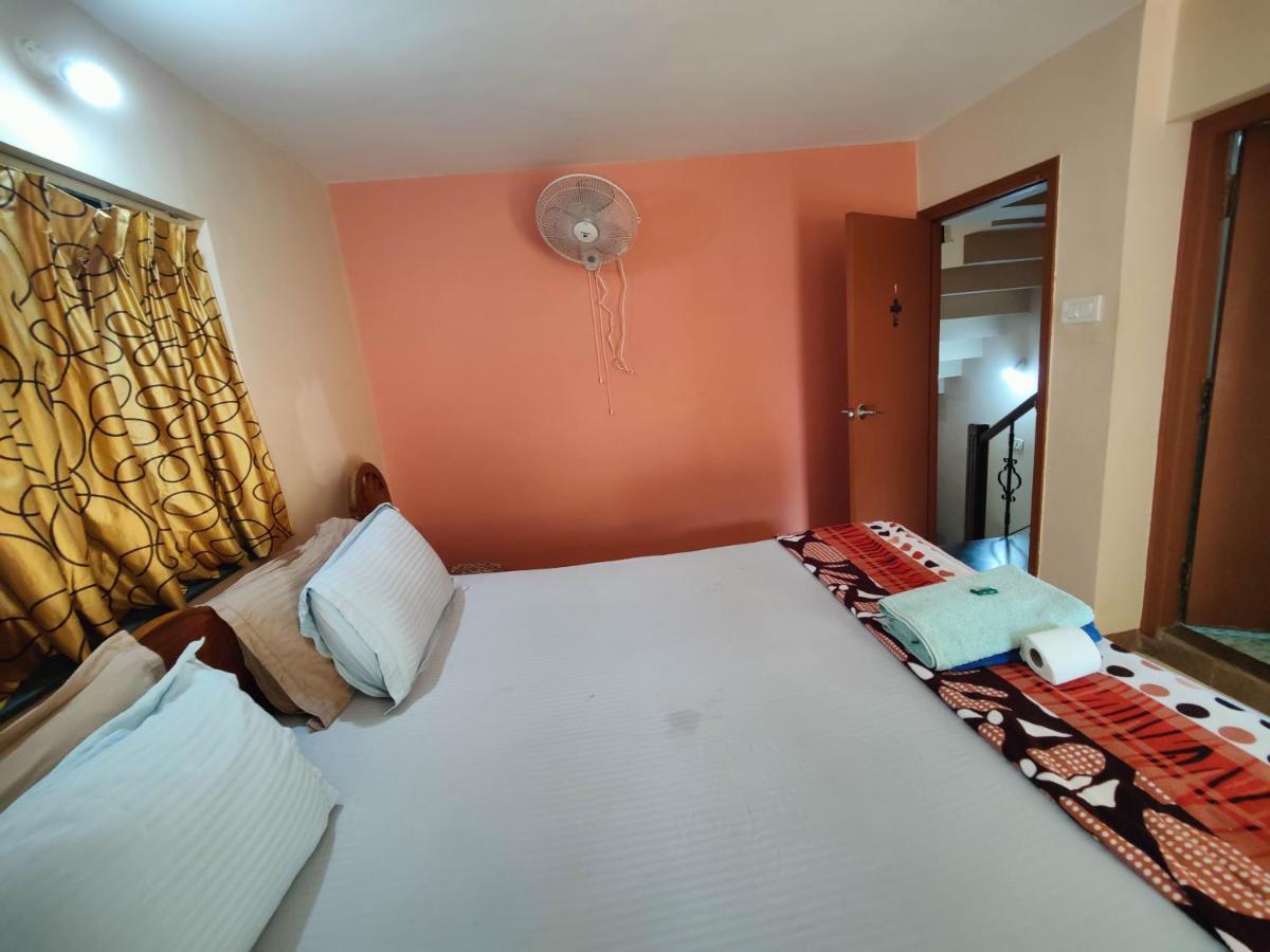 Menezes House Hotel Panaji Luaran gambar