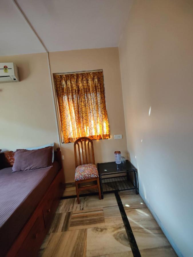 Menezes House Hotel Panaji Luaran gambar