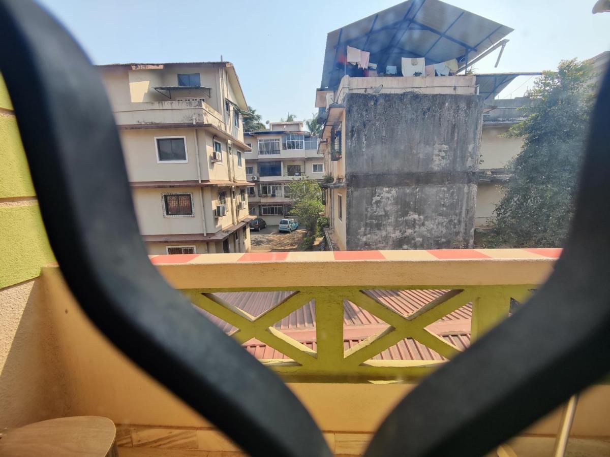 Menezes House Hotel Panaji Luaran gambar