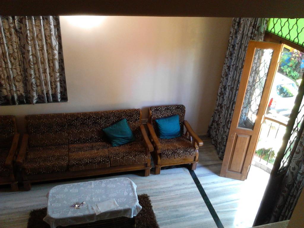 Menezes House Hotel Panaji Luaran gambar