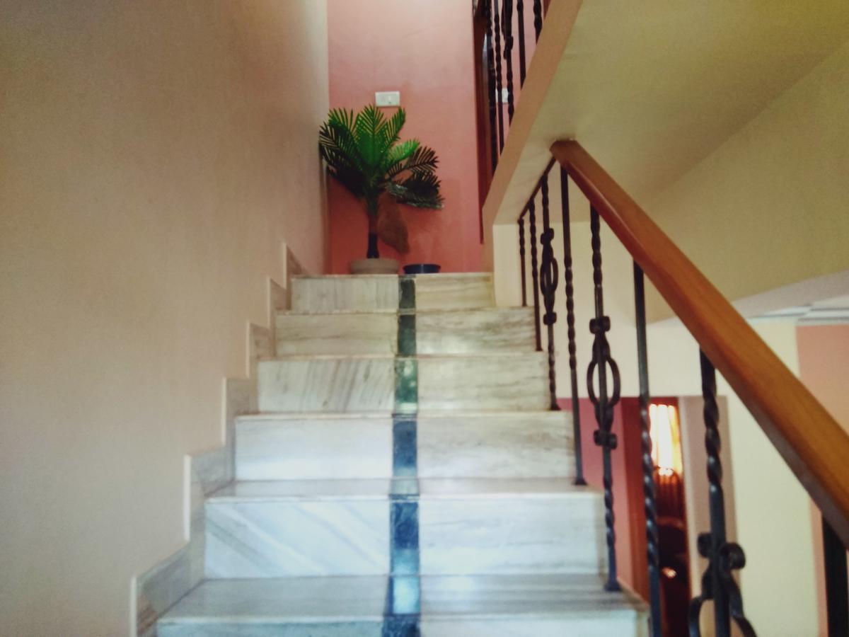 Menezes House Hotel Panaji Luaran gambar